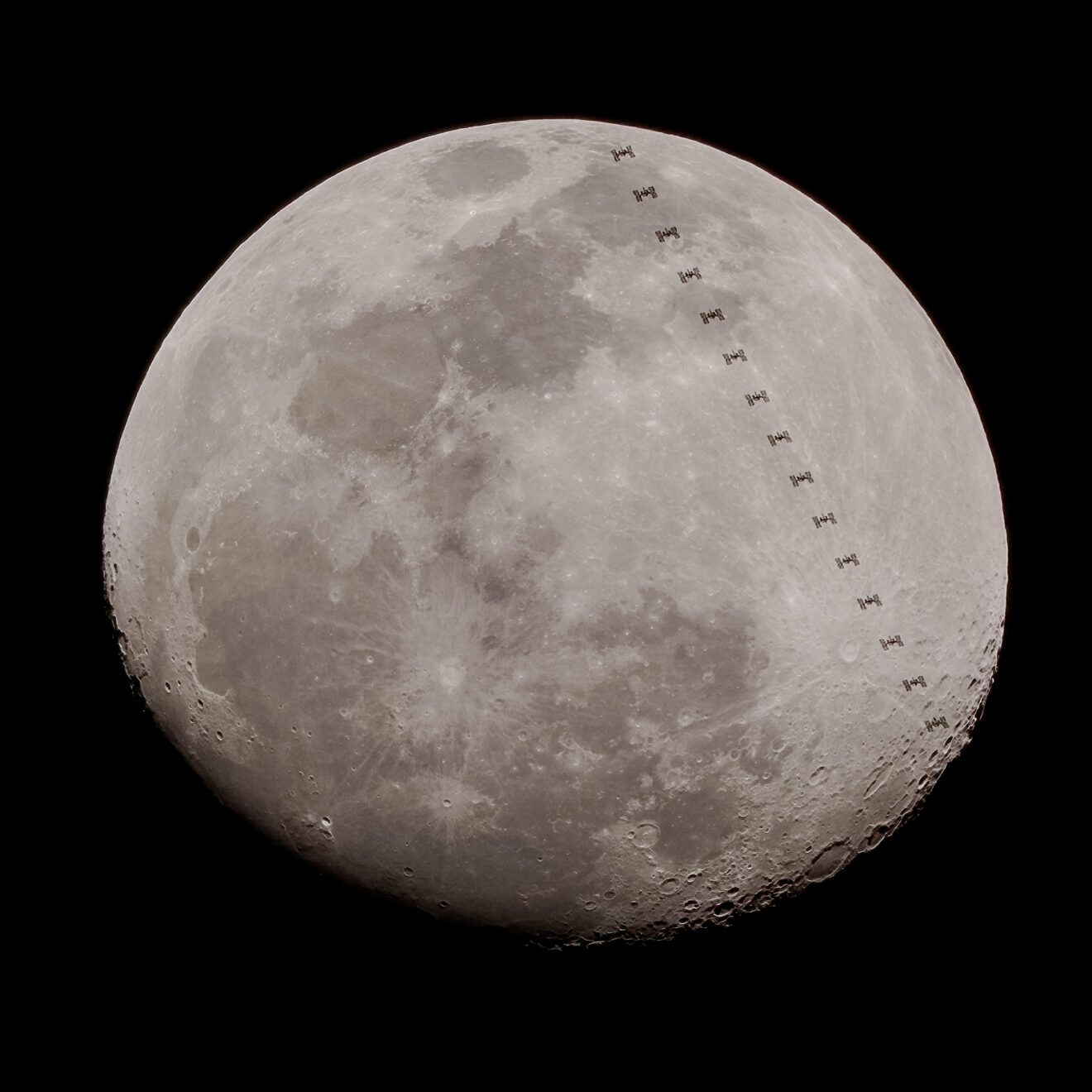 Луна 43. ISS Transit prediction 4pda. Fly Moon Space.